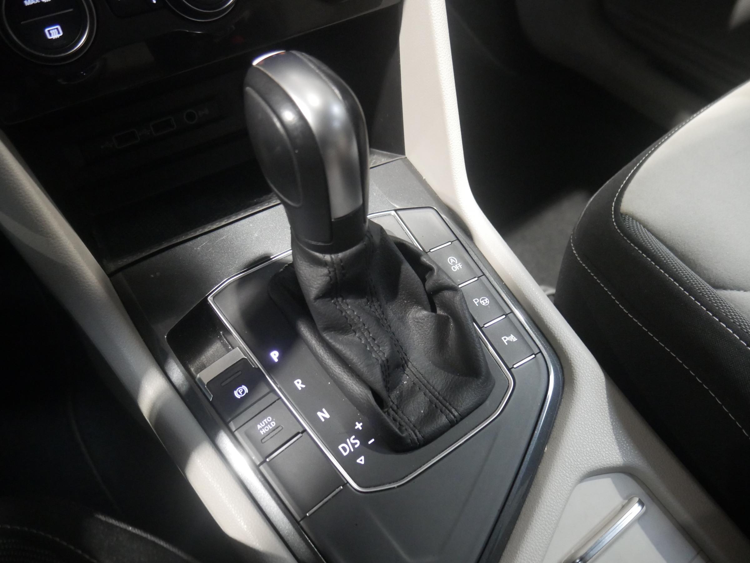 Volkswagen Tiguan, 2019 - pohled č. 19