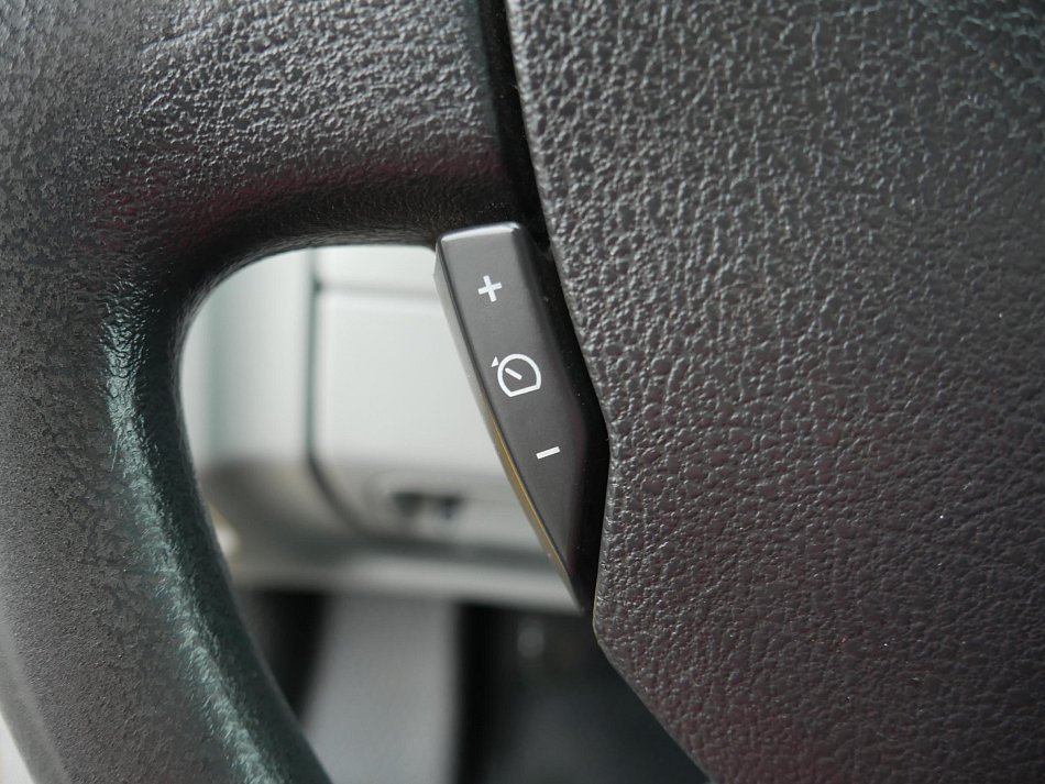 Opel Vivaro 2.0dCi  L2 6míst