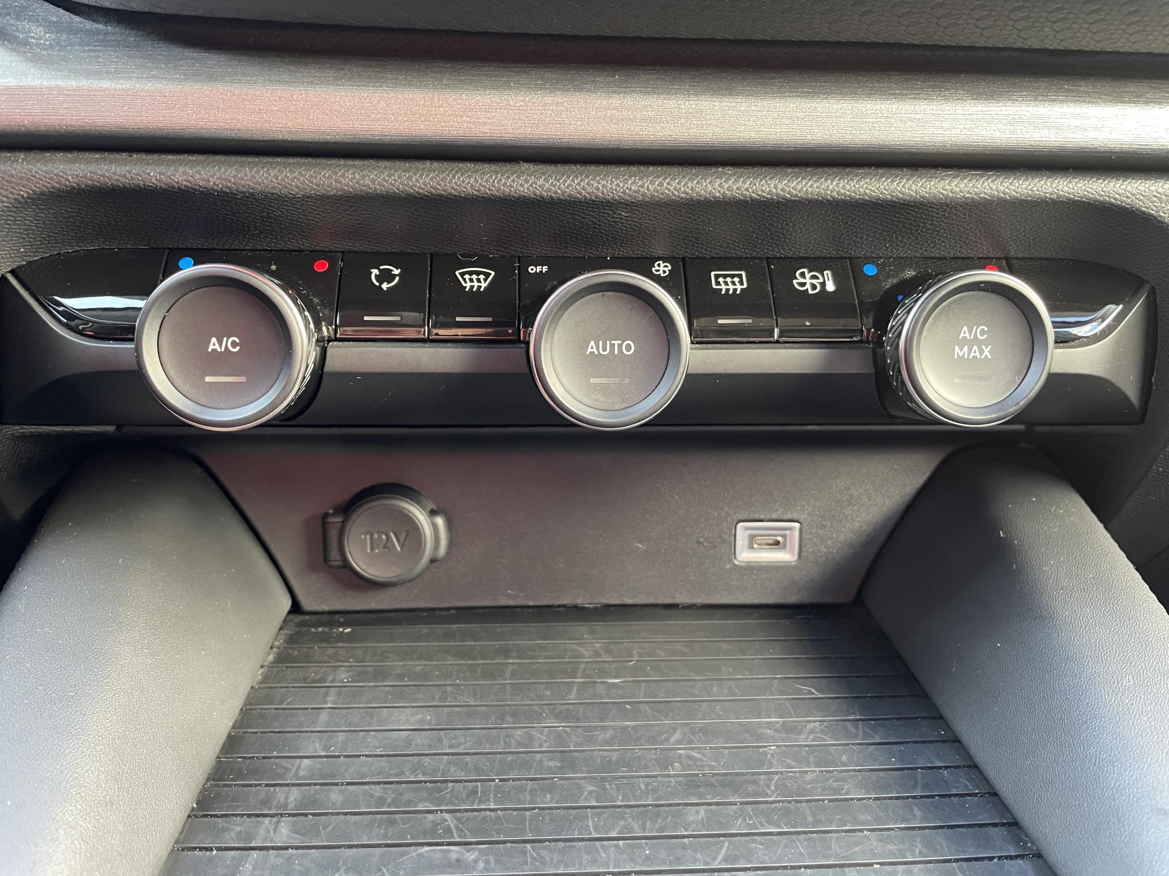 Citroën C5, 2022 - pohled č. 14