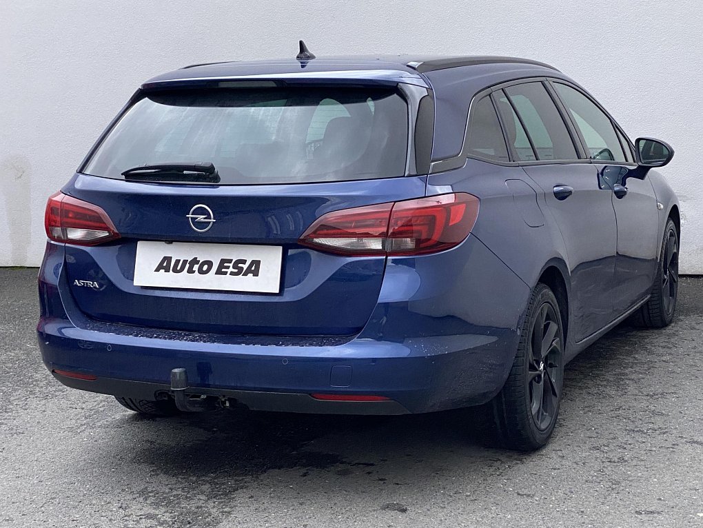 Opel Astra 1.5 CDTi 