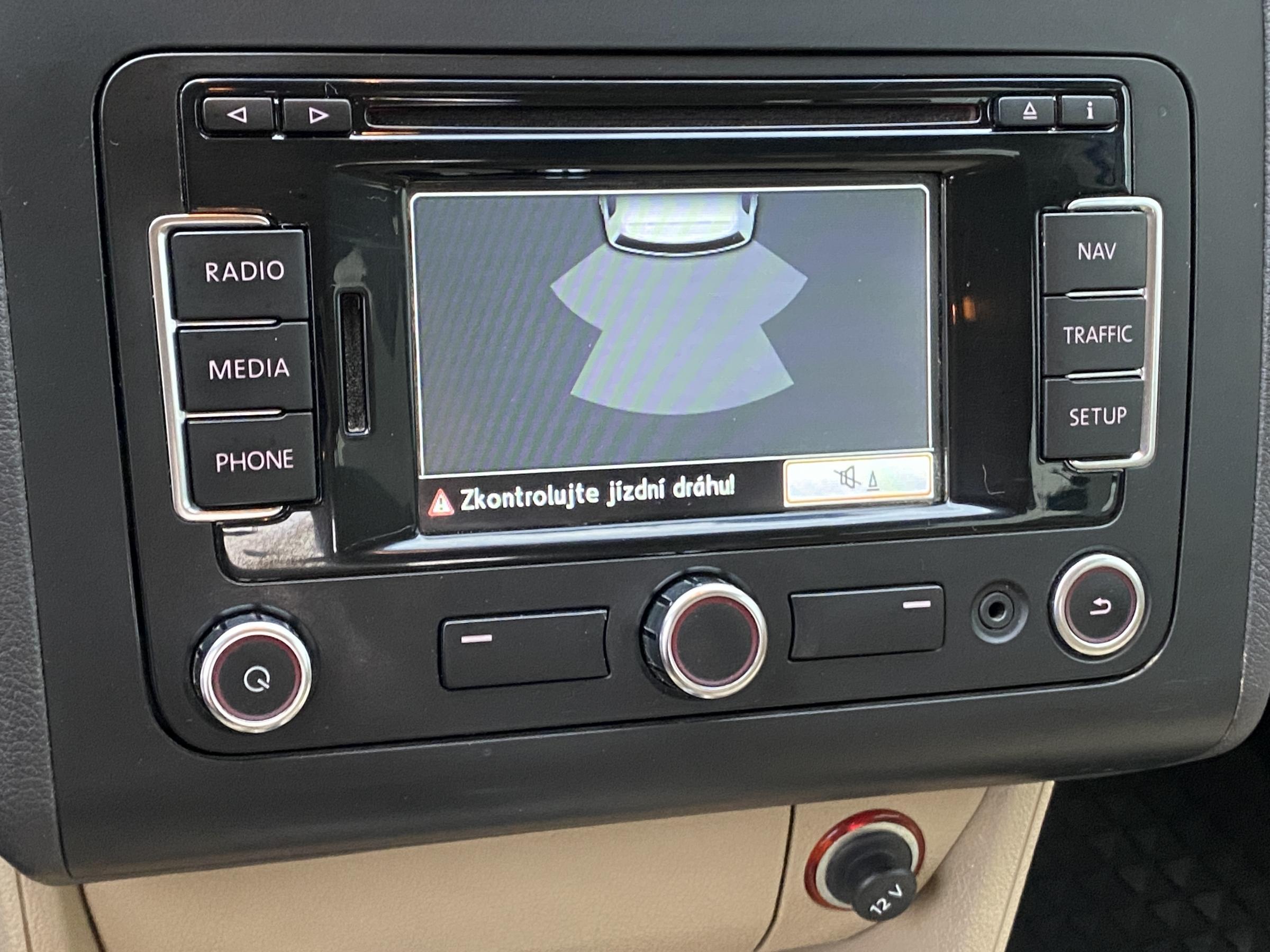 Volkswagen Touran, 2012 - pohled č. 18