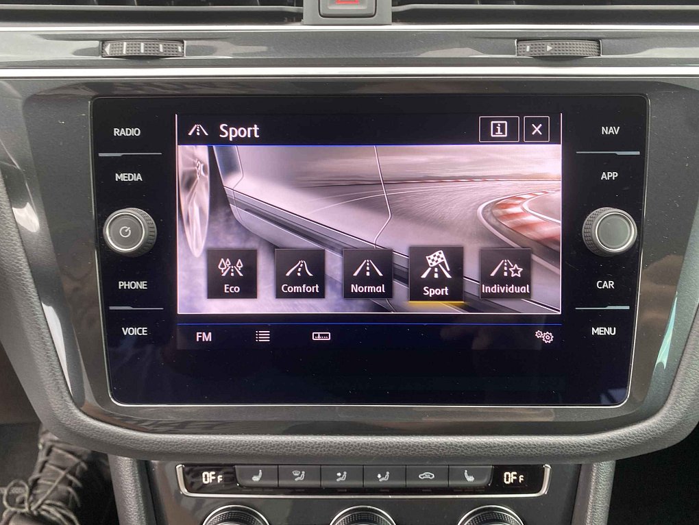 Volkswagen Tiguan 2.0 TDi R-Line 4X4