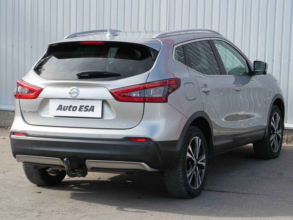Nissan Qashqai 1.3 DiG-T N-Connecta