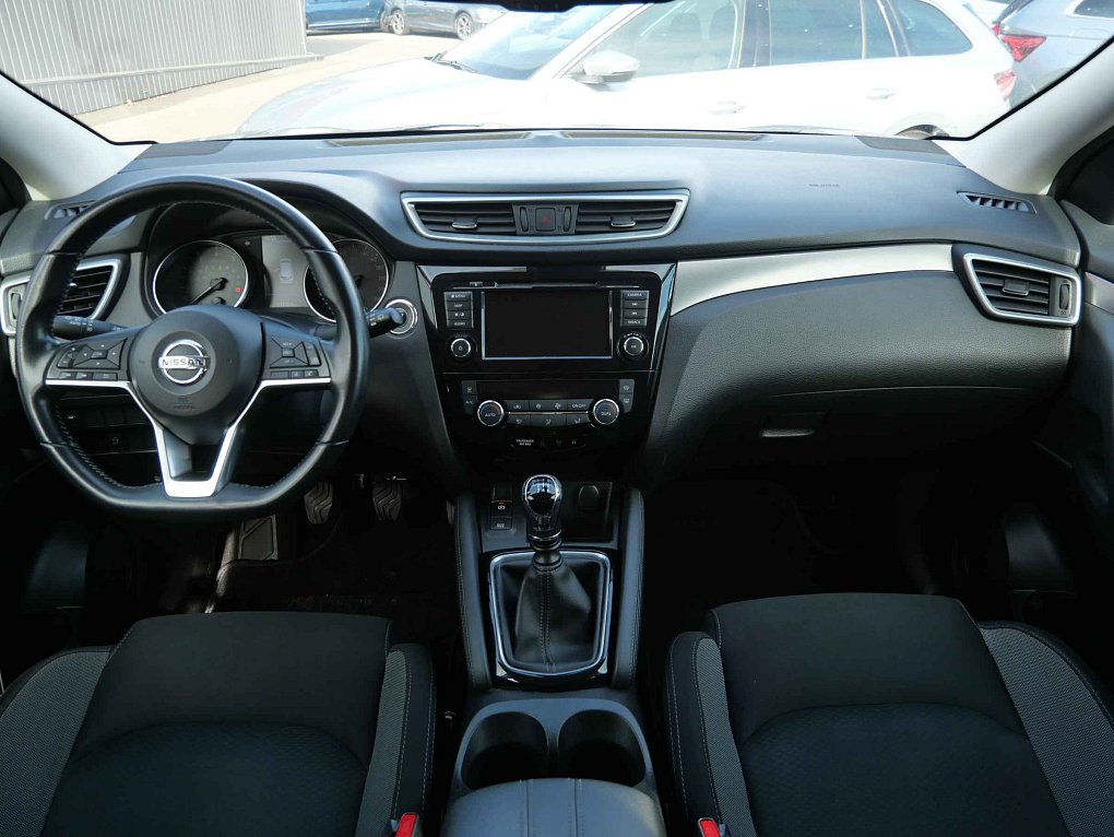 Nissan Qashqai 1.3 DiG-T N-Connecta