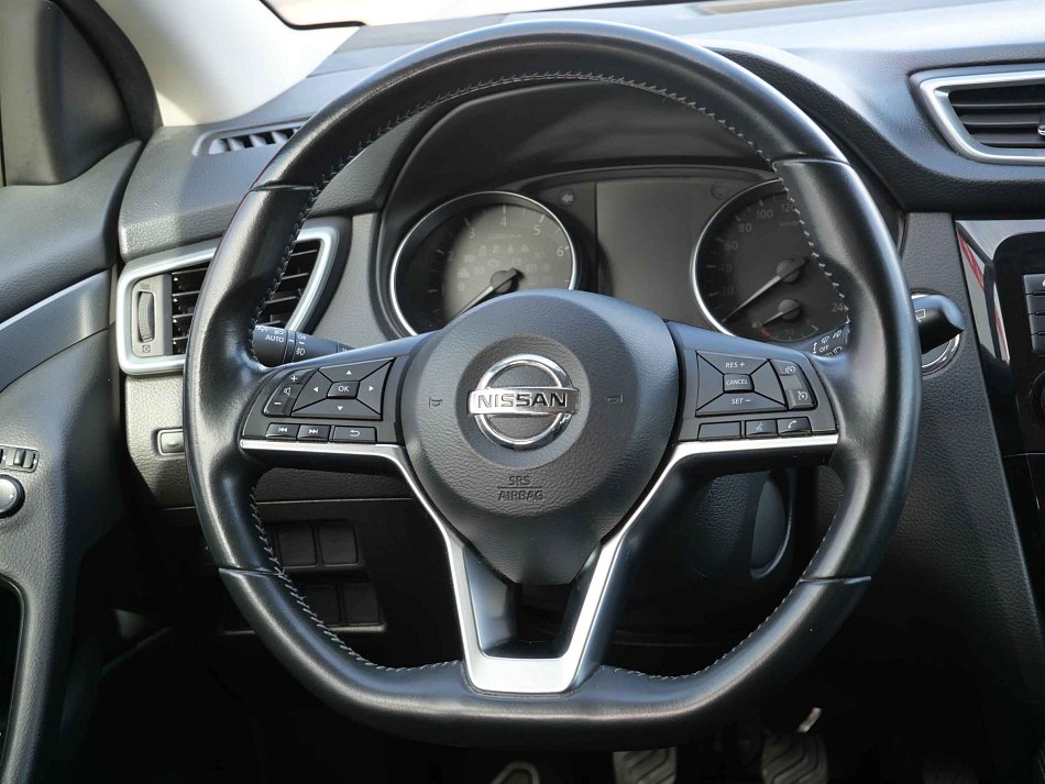 Nissan Qashqai 1.3 DiG-T N-Connecta