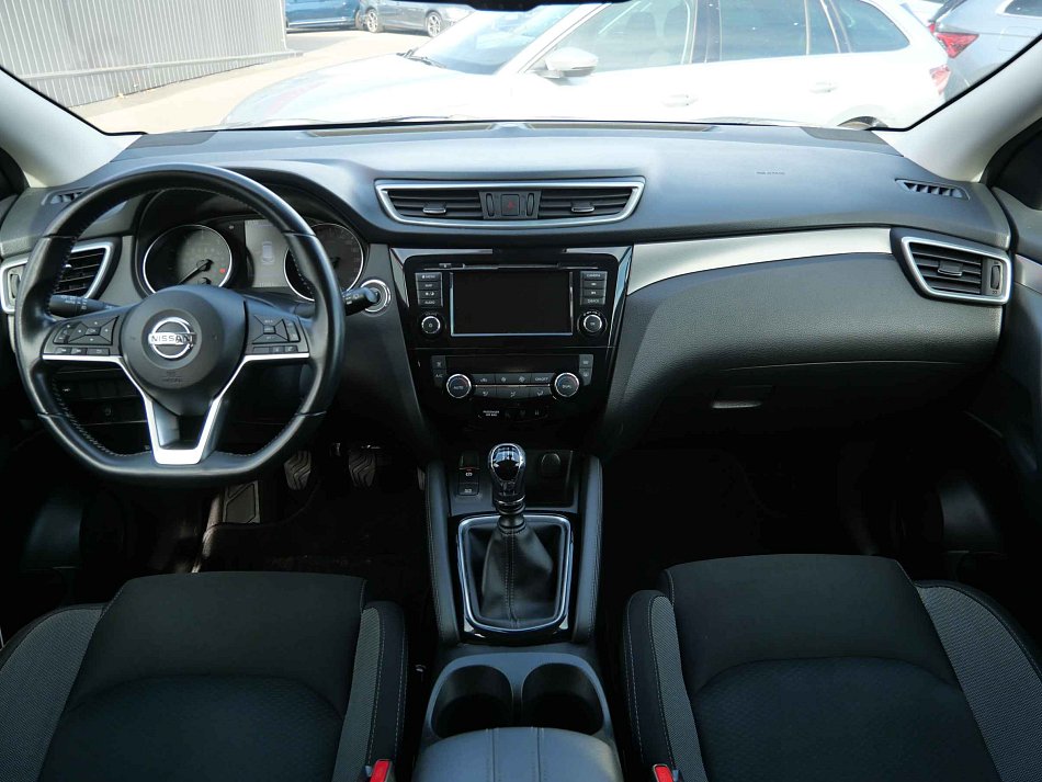 Nissan Qashqai 1.3 DiG-T N-Connecta