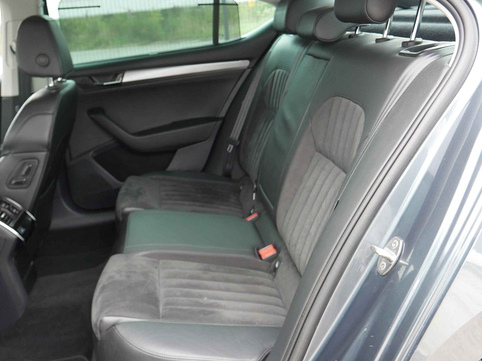 Škoda Superb III 2.0 TDi  4x4