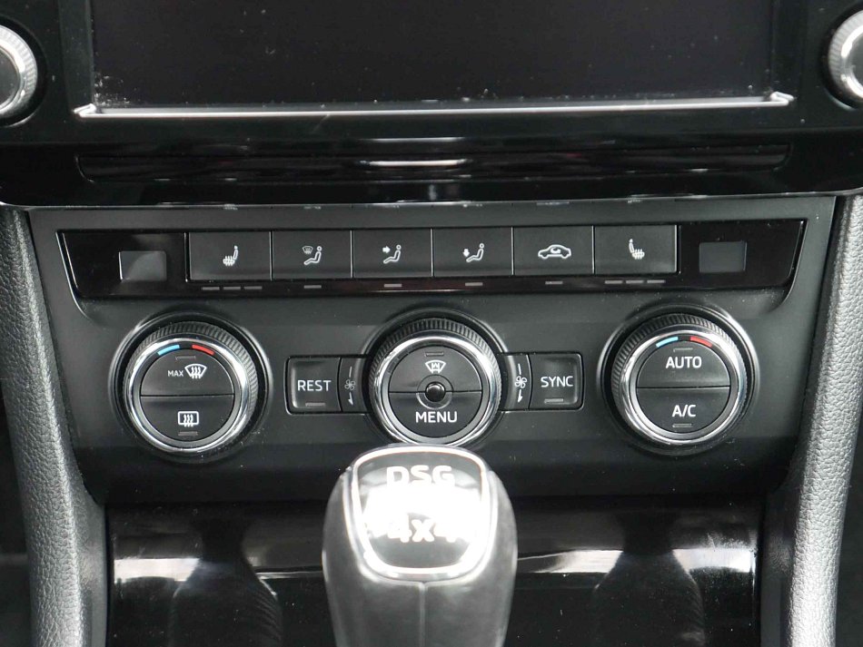 Škoda Superb III 2.0 TDi  4x4