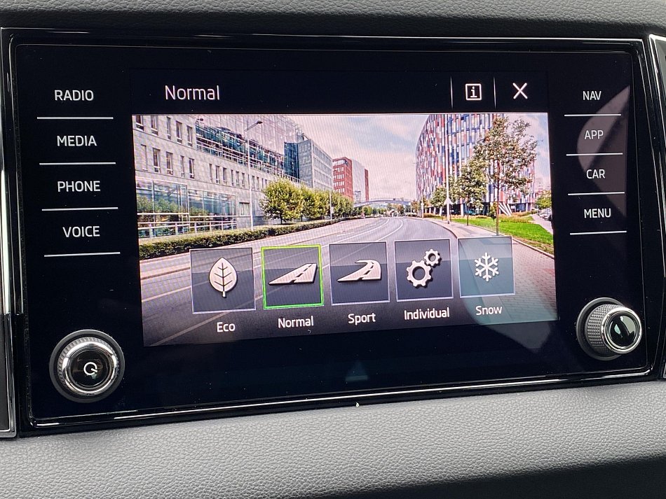 Škoda Karoq 2.0 TDi SportLine 4x4