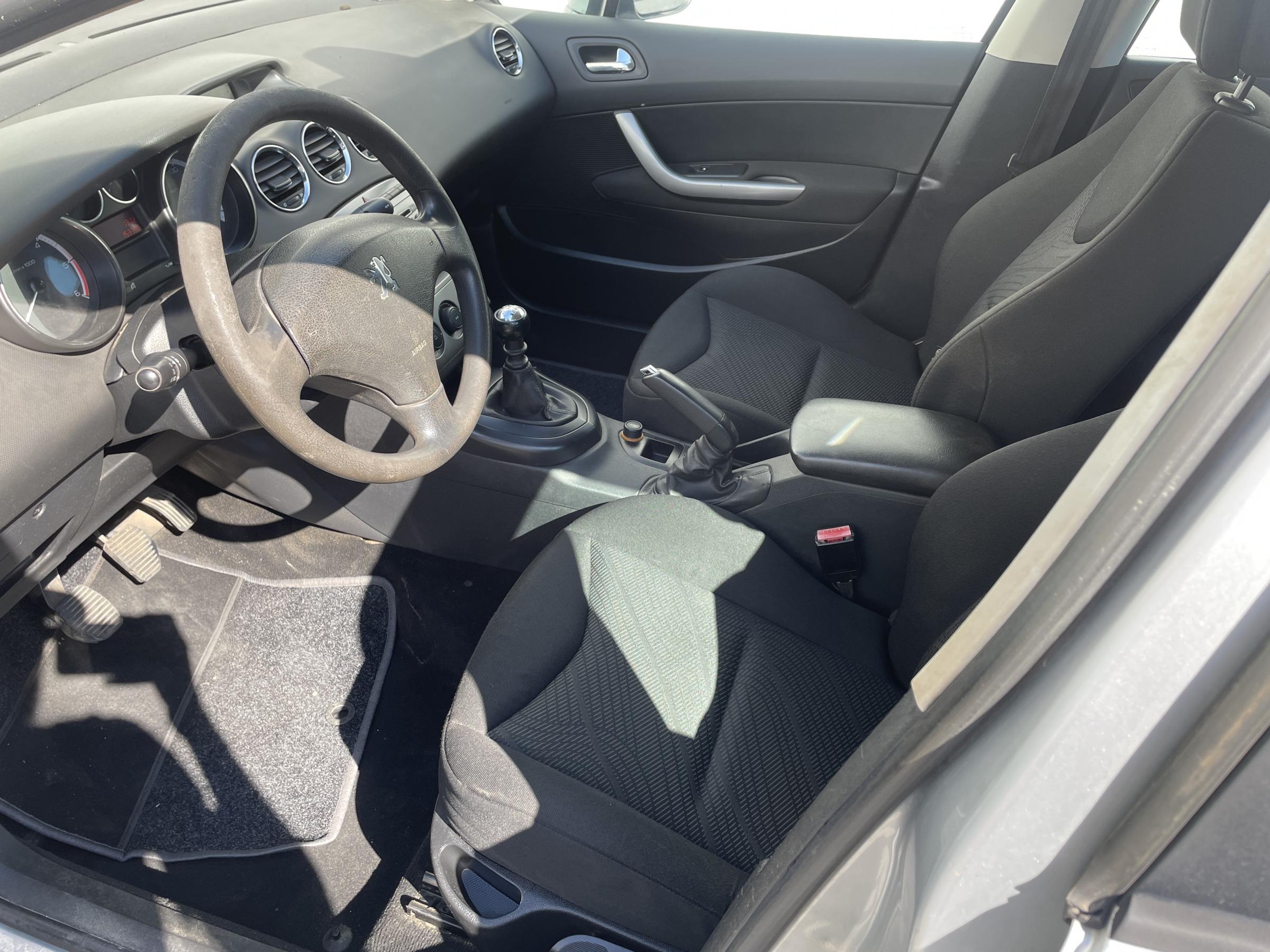 Peugeot 308, 2008 - pohled č. 10