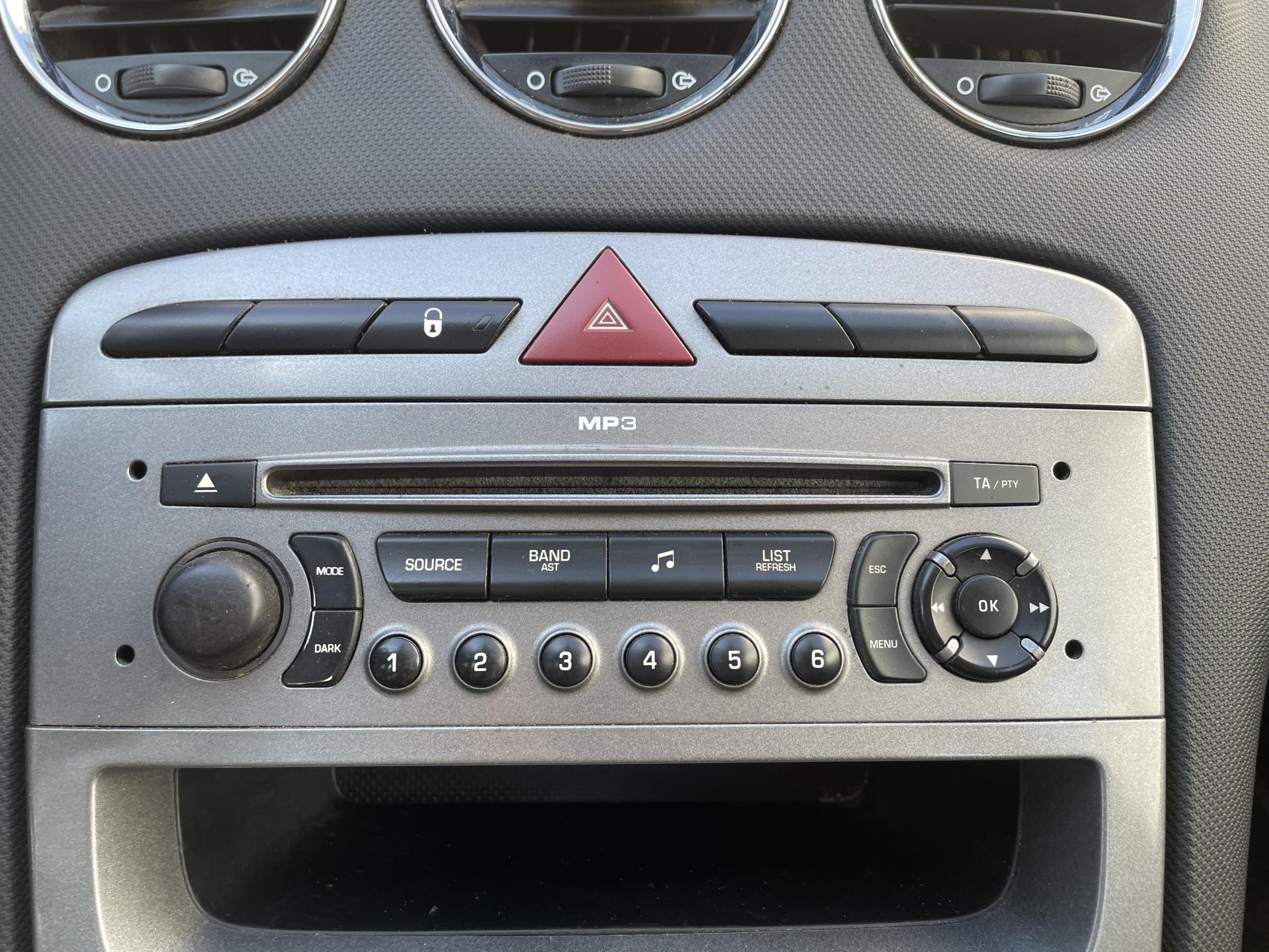 Peugeot 308, 2008 - pohled č. 12