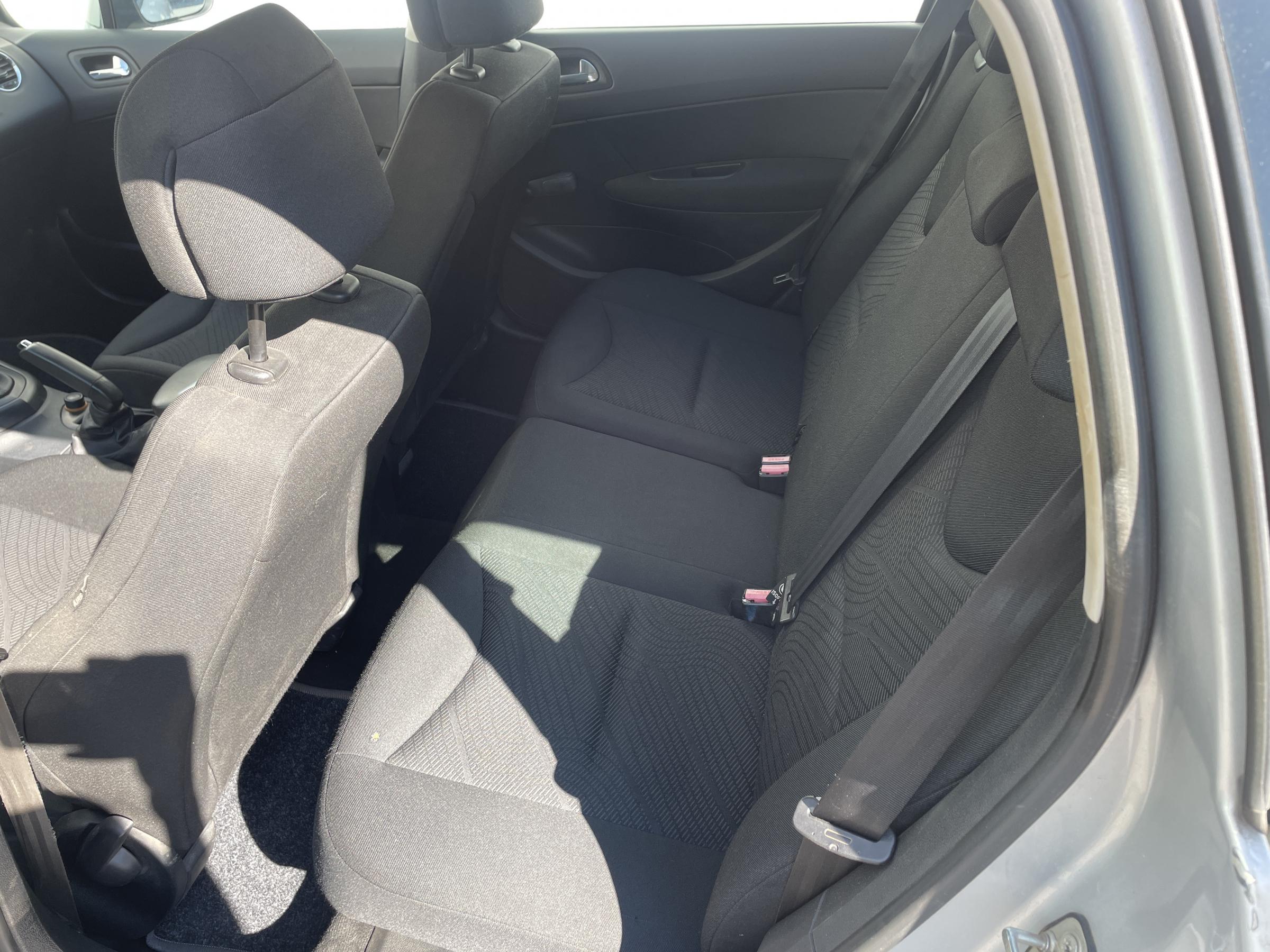 Peugeot 308, 2008 - pohled č. 9