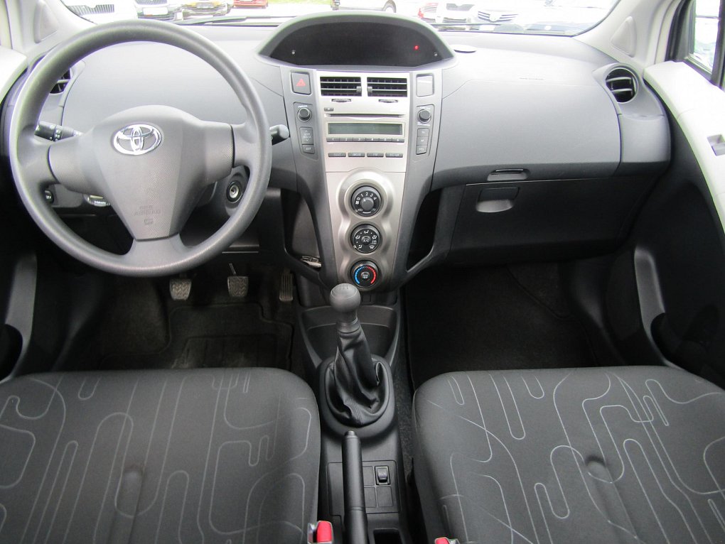 Toyota Yaris 1.0 VVT 