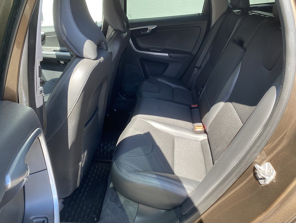 Volvo XC60 2.4 D5  4x4