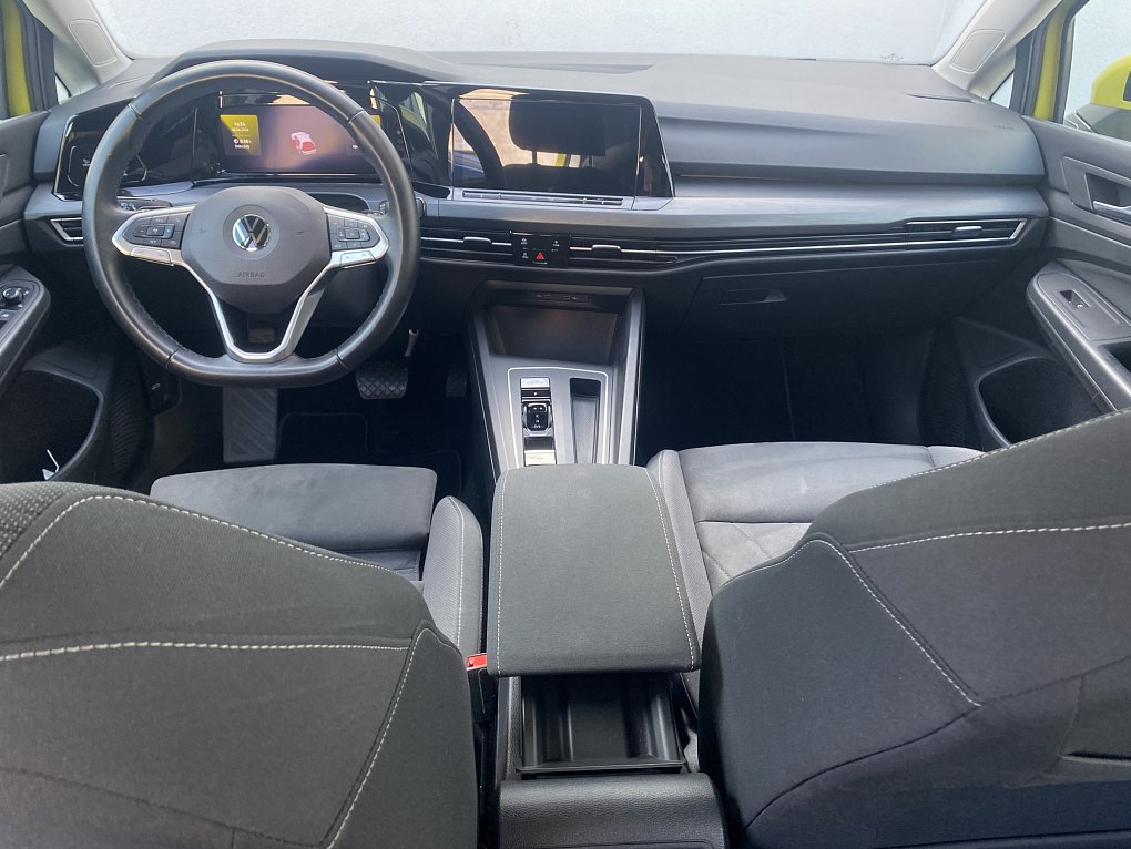 Volkswagen Golf 1.5 TSi 