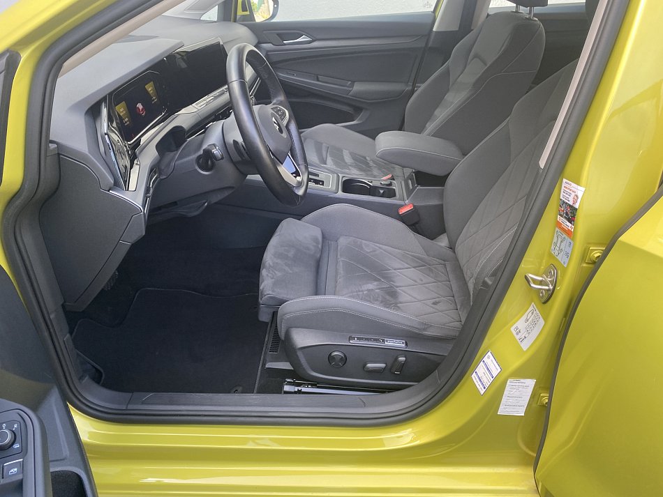 Volkswagen Golf 1.5 TSi 