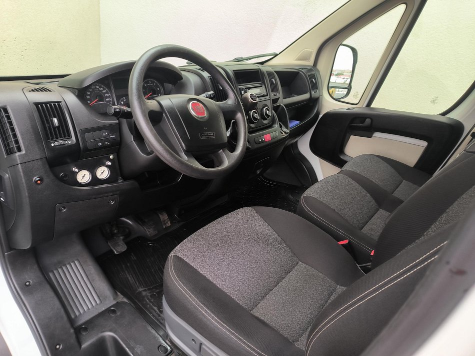 Fiat Ducato 2.3MJT  SKŘÍŇ CHLADÍCÍ