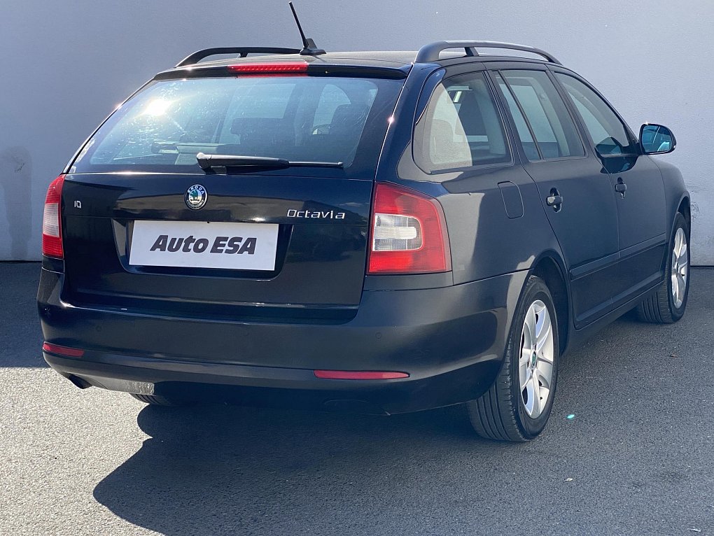 Škoda Octavia II 1.6 TDI Elegance