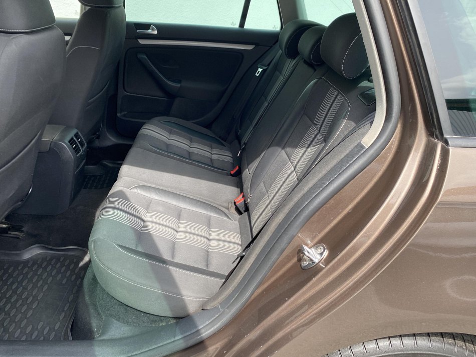 Volkswagen Golf 1.6 TDi Match 4X4