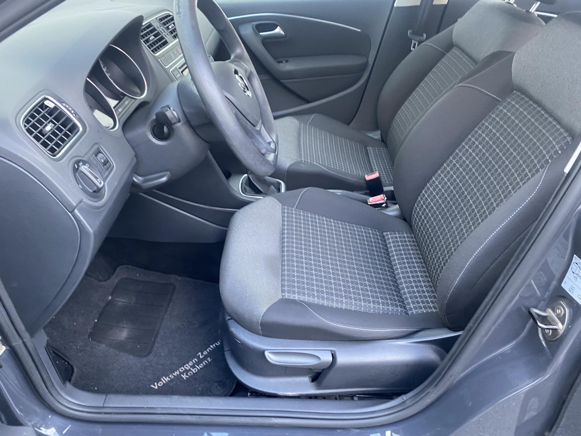 Volkswagen Polo, 2014 - pohled č. 10