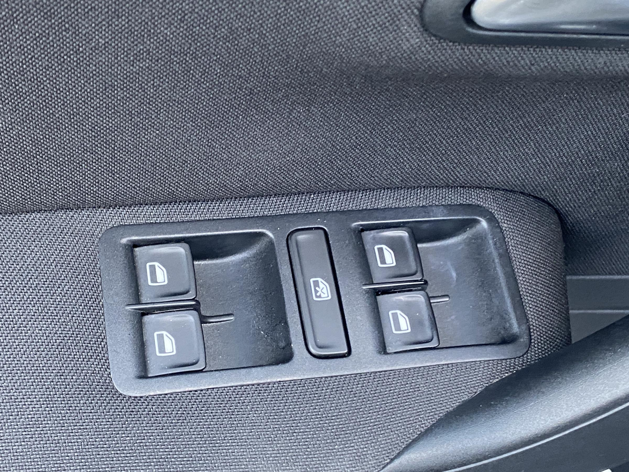 Volkswagen Polo, 2014 - pohled č. 12