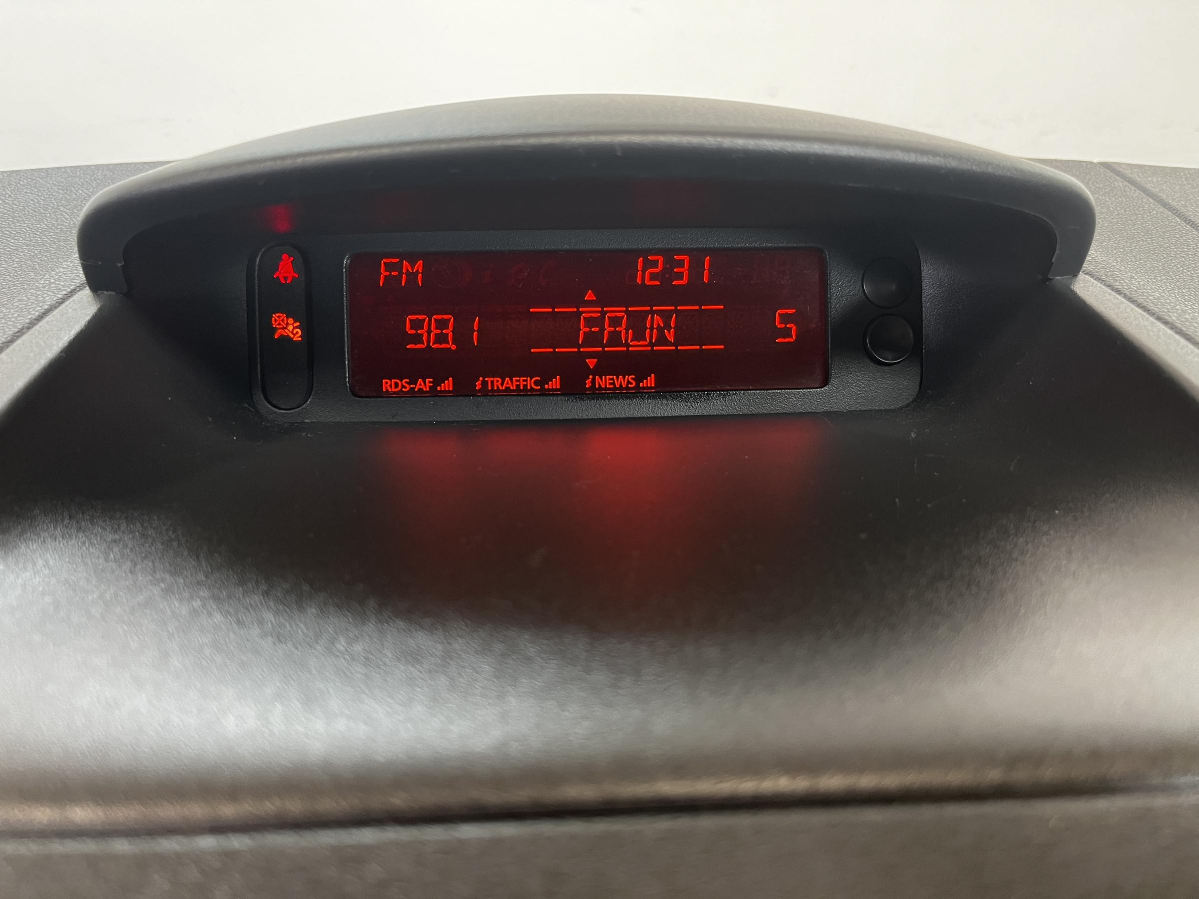 Renault Clio, 2010 - pohled č. 15