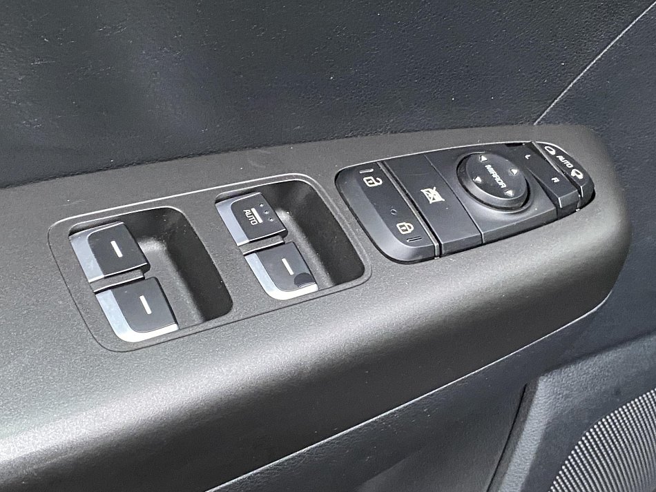 Kia Sportage 1.6GDi  2WD