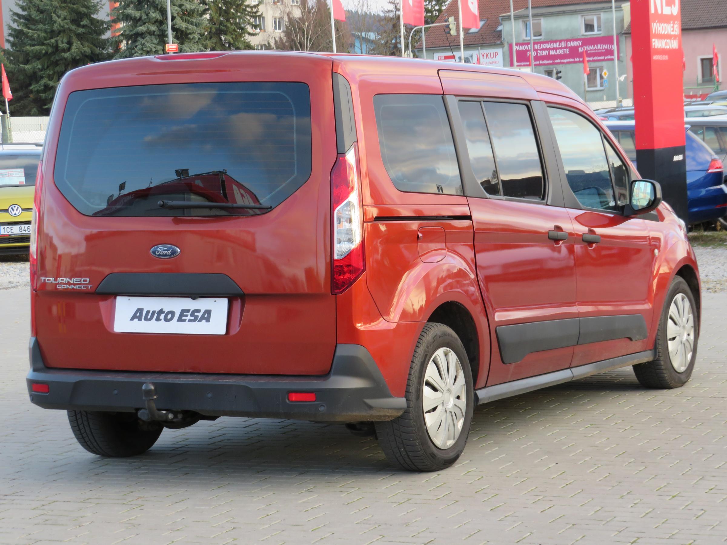 Ford Tourneo Connect, 2022 - pohled č. 4