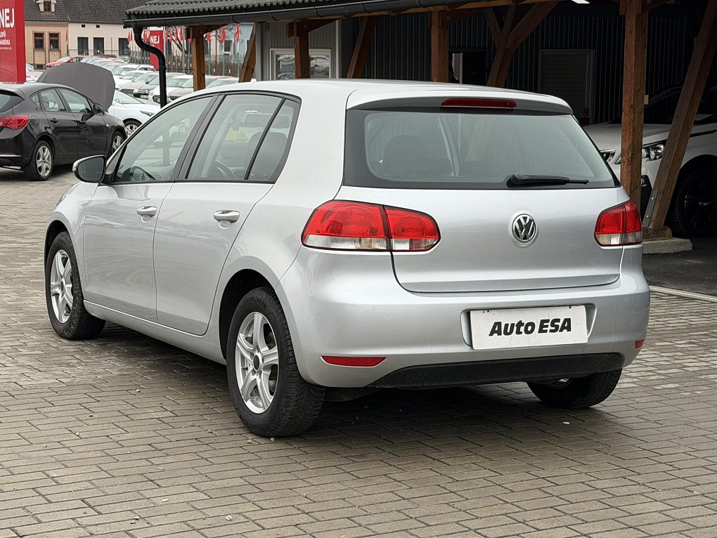 Volkswagen Golf 1.6 