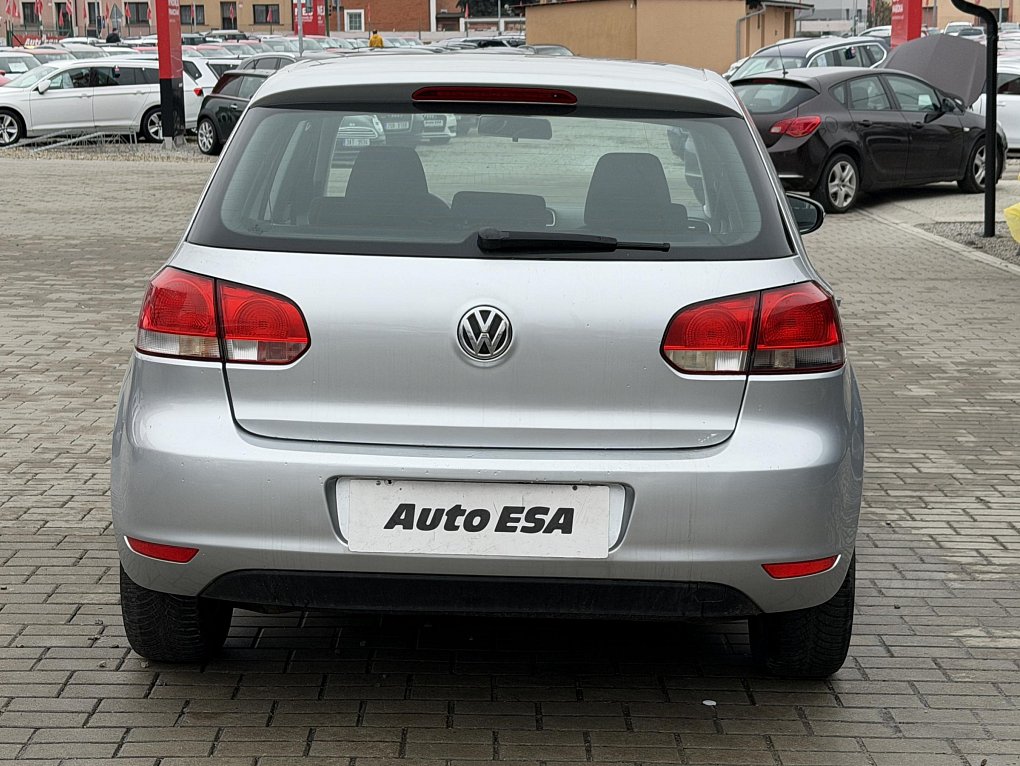 Volkswagen Golf 1.6 