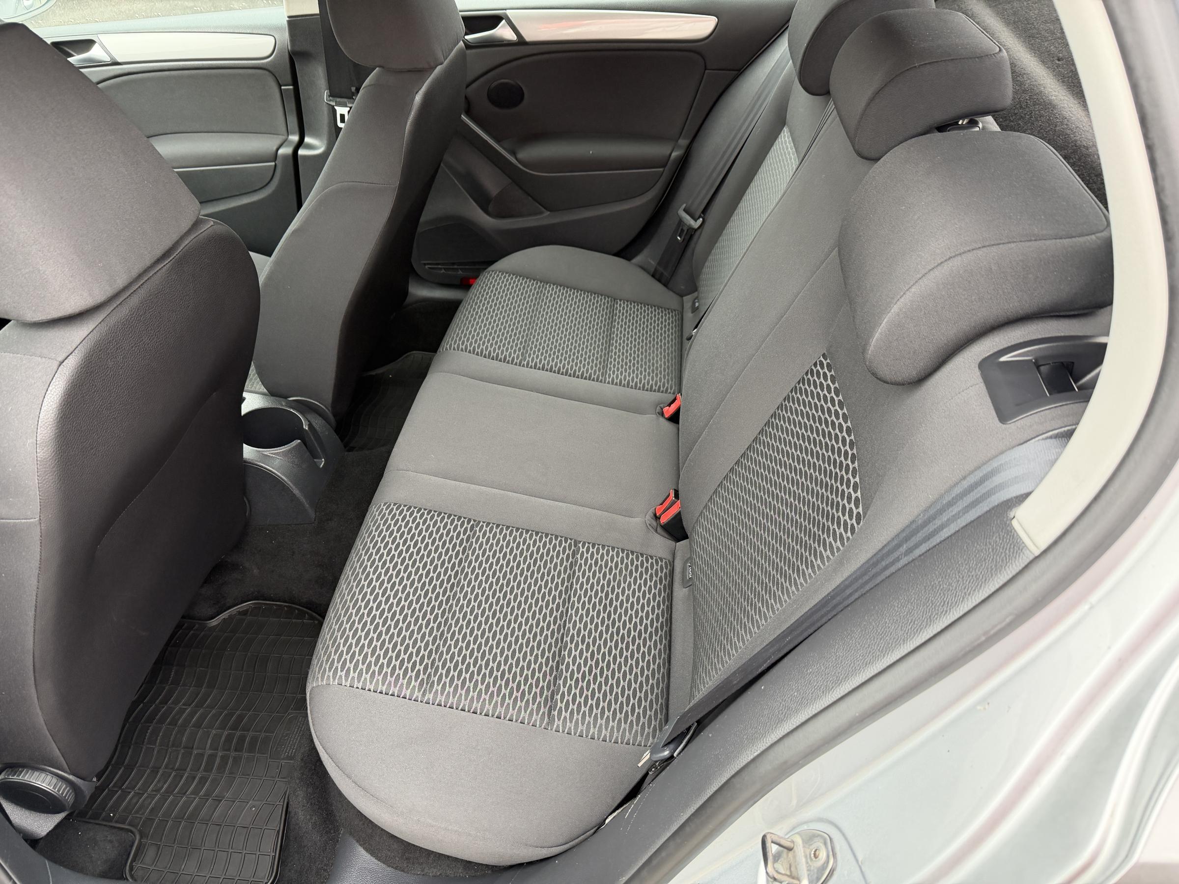 Volkswagen Golf, 2009 - pohled č. 10