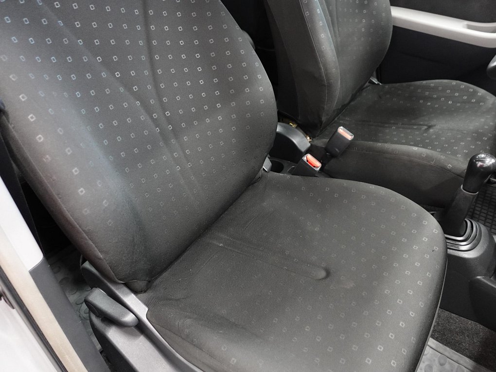 Toyota Yaris 1.1VVT-i 