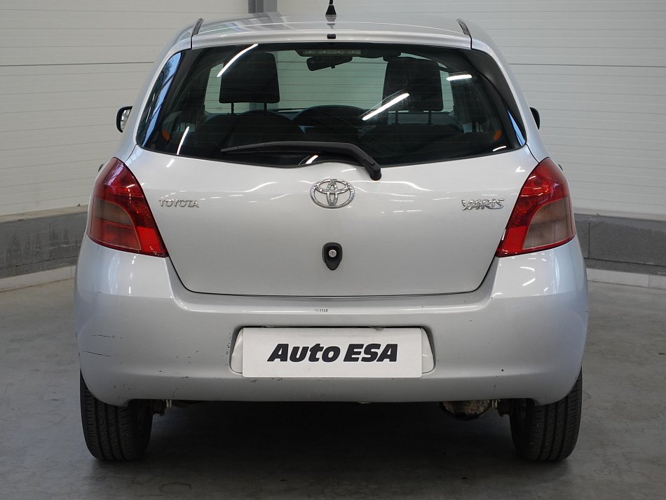 Toyota Yaris 1.1VVT-i 