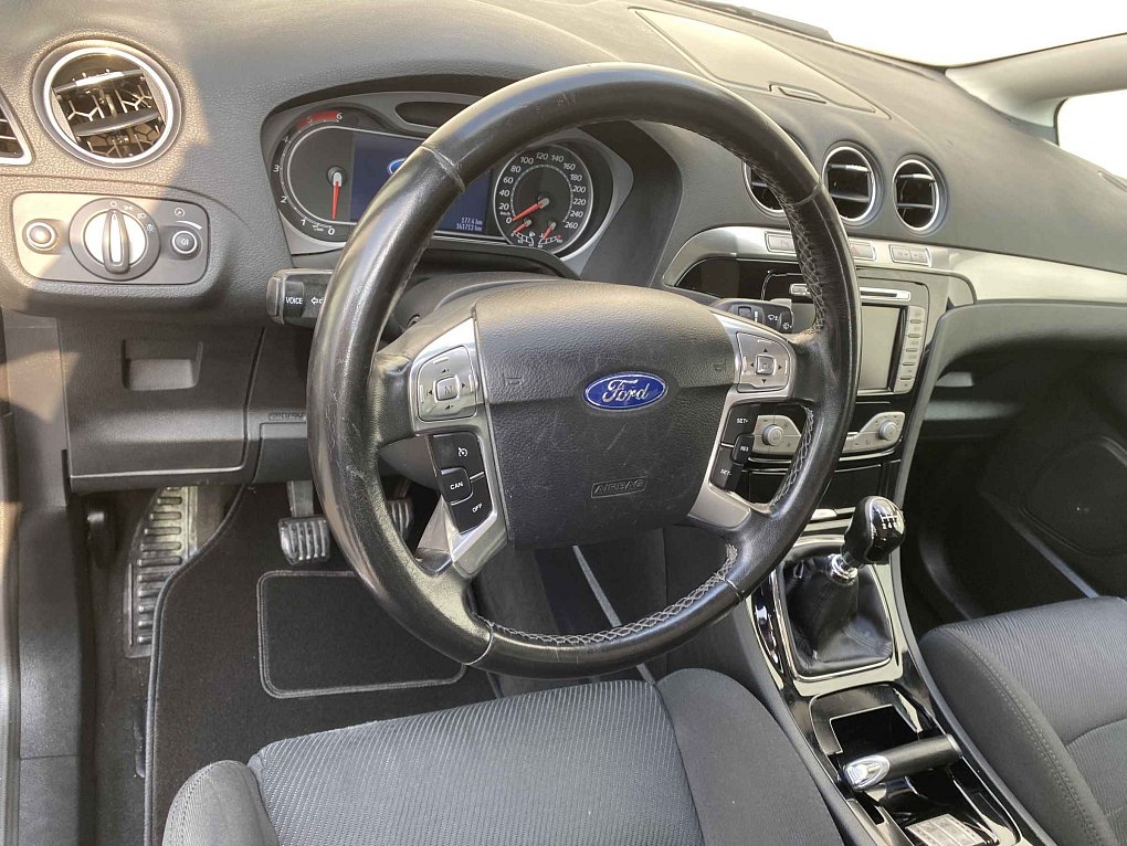Ford S-MAX 2.2 TDCi Titanium