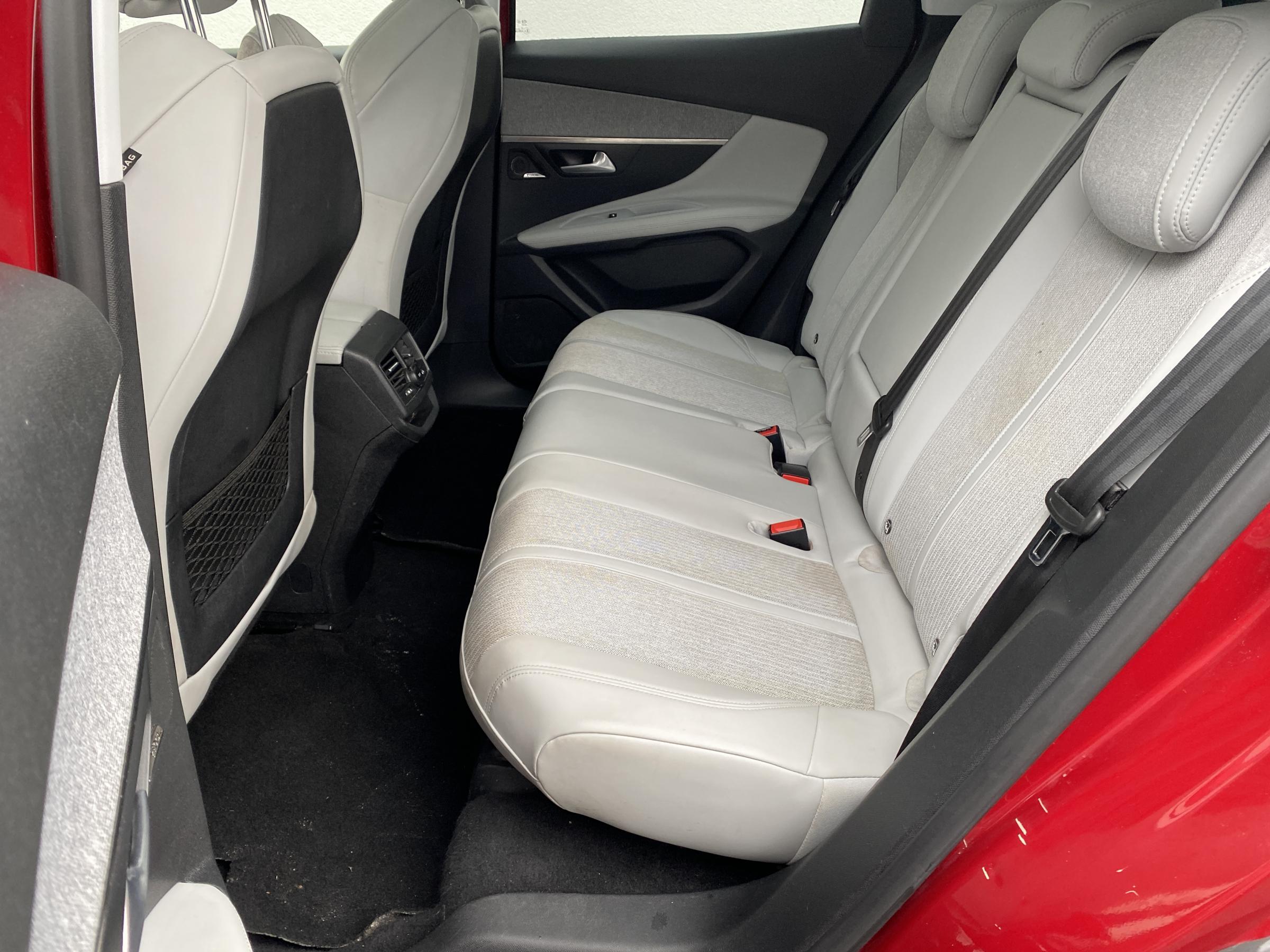 Peugeot 3008, 2019 - pohled č. 10