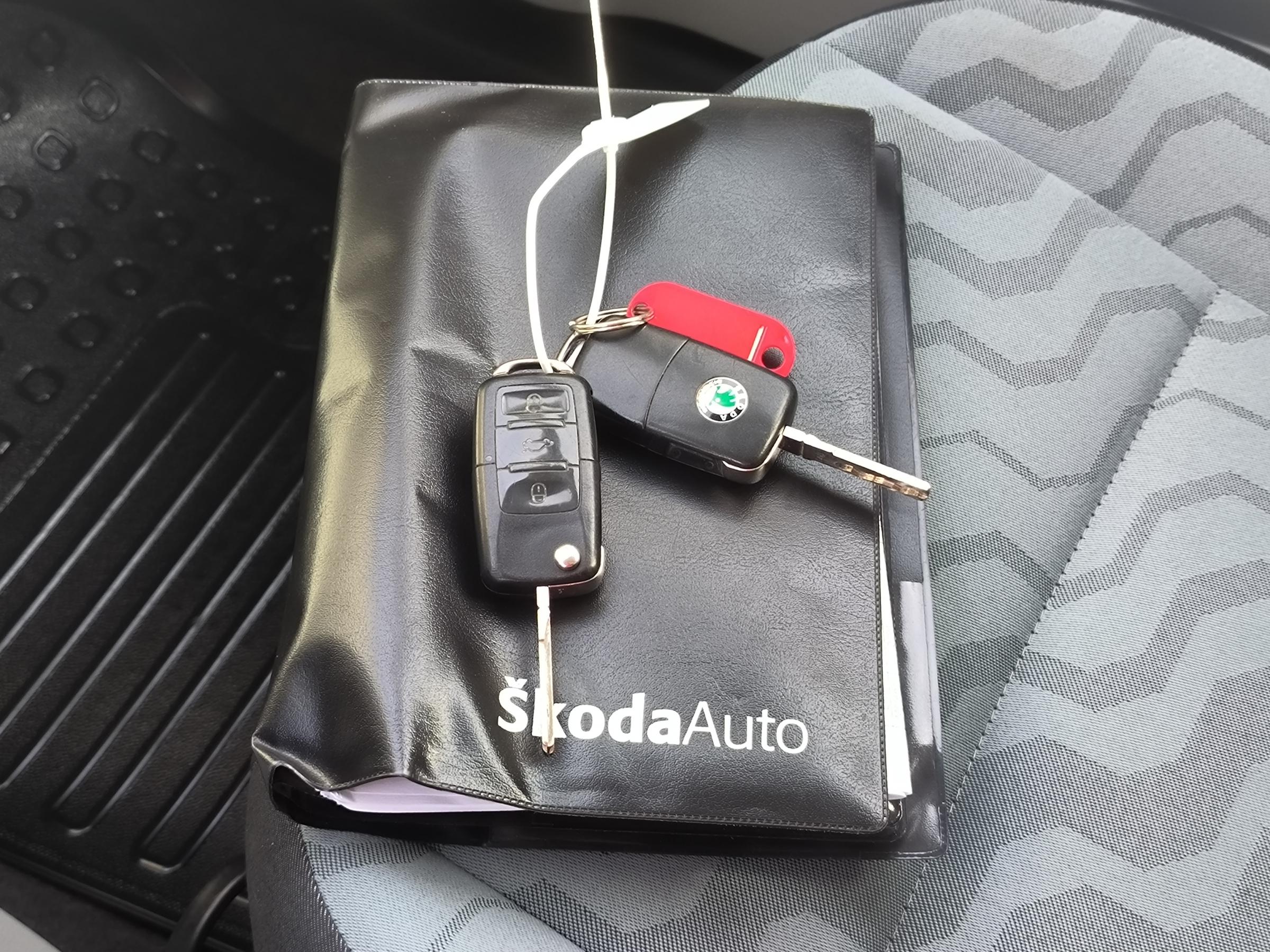 Škoda Roomster, 2008 - pohled č. 14