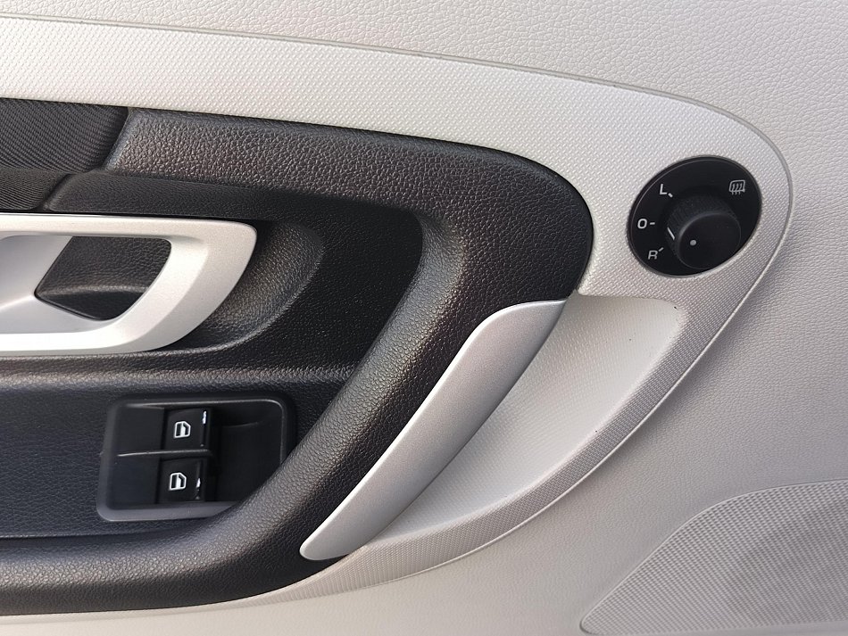 Škoda Roomster 1.2 12V 