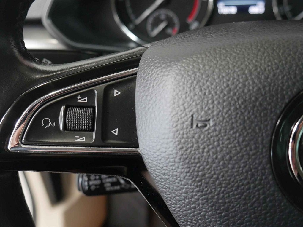 Škoda Superb III 2.0TDI Style