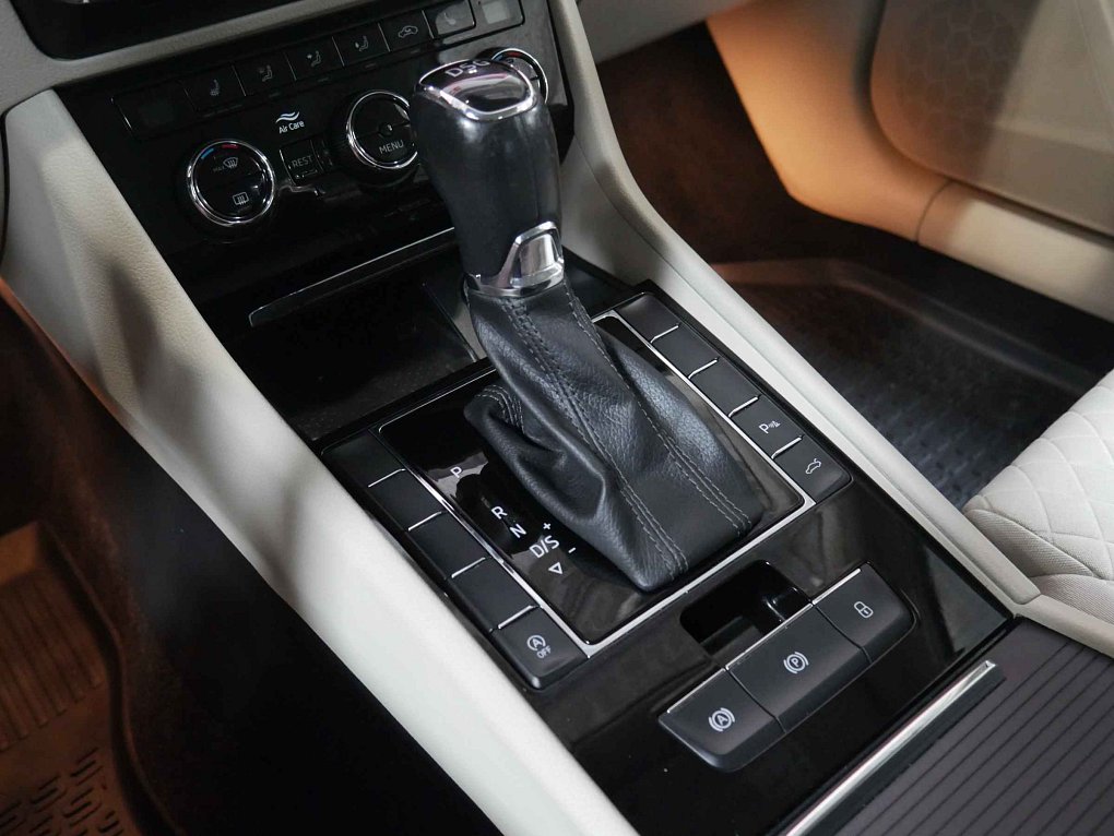 Škoda Superb III 2.0TDI Style