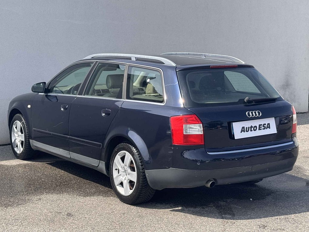Audi A4 2.0i 