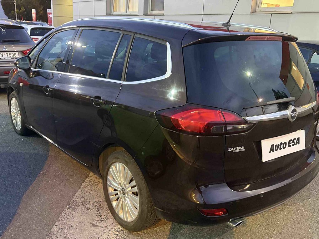 Opel Zafira 2.0CDTi 