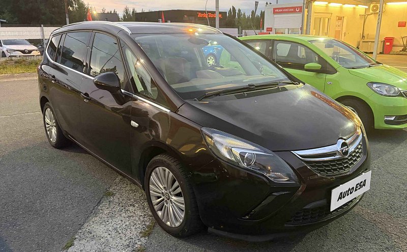 Opel Zafira 2.0CDTi 