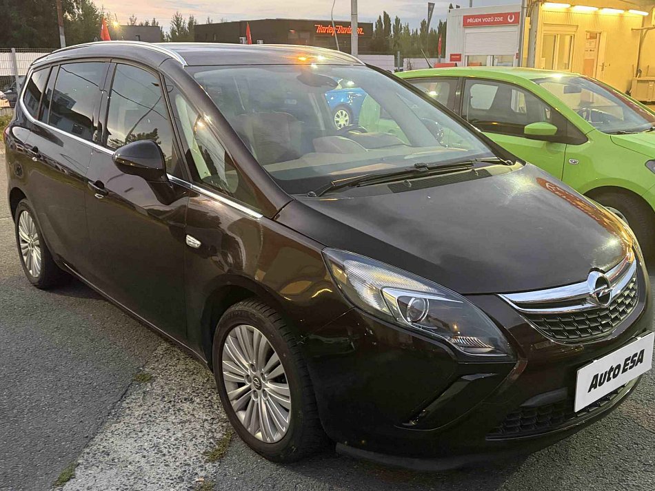 Opel Zafira 2.0CDTi 