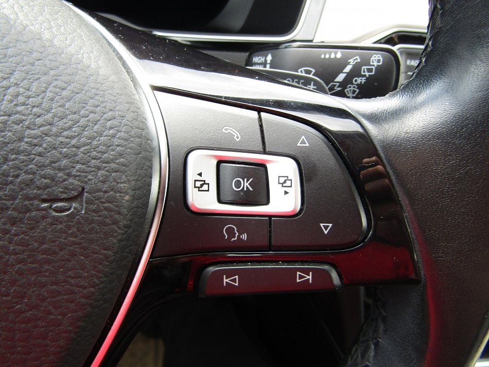 Volkswagen Passat 2.0 BiTDi Highline 4x4