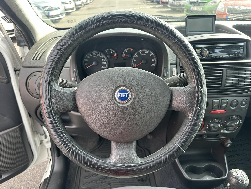 Fiat Punto 1.2i 