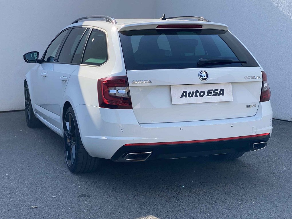 Škoda Octavia III 2.0 TDi RS