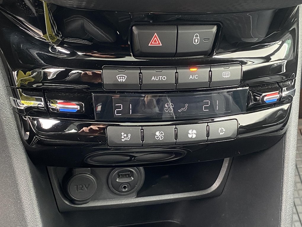 Peugeot 2008 1.2PT Allure