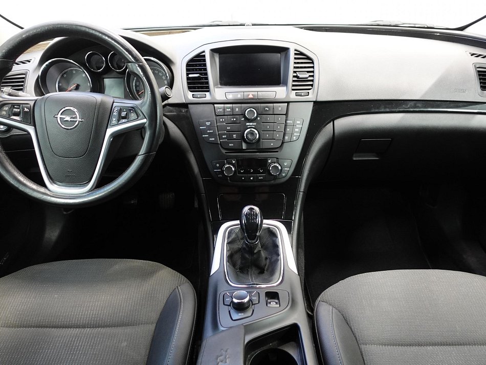 Opel Insignia 2.0 CDTi Cosmo 118kW