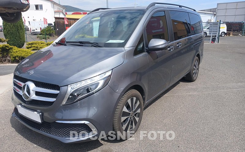 Mercedes-Benz Třída V 2.0CDi Avantgarde V300 4M L2