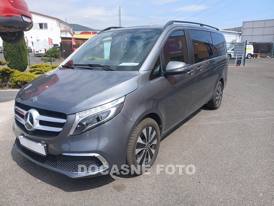 Mercedes-Benz Třída V 2.0CDi Avantgarde V300 4M L2